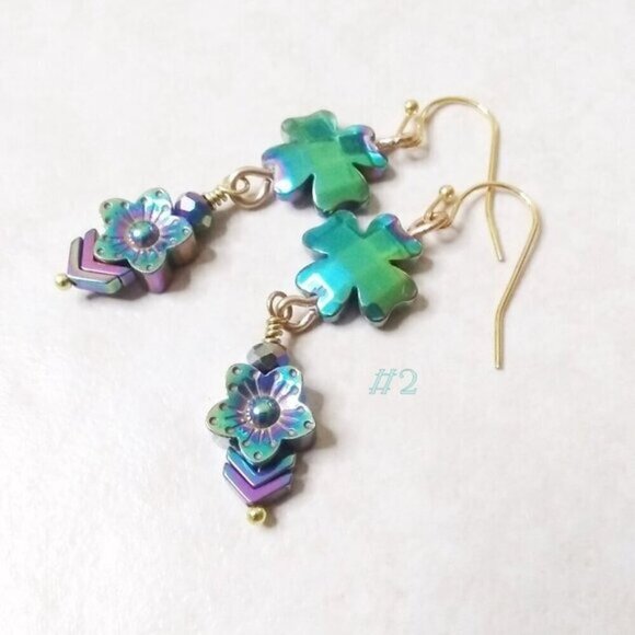 🍂🍁🍃 3/$25! St. Patrick's Day!!! 4 Leaf Clovers & Flowers! Feminine Florals - Picture 1 of 5